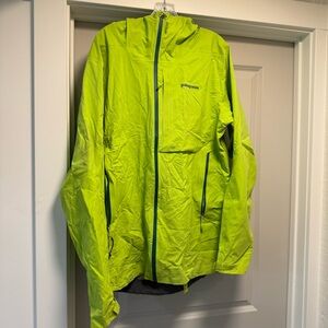 Patagonia Men’s XL Green Goretex Ski Jacket